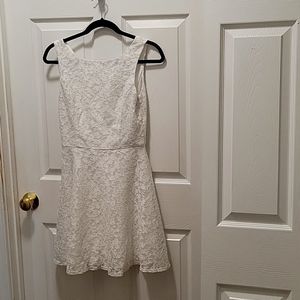 SPEECHLESS SIZE 7 MINI WHITE DRESS